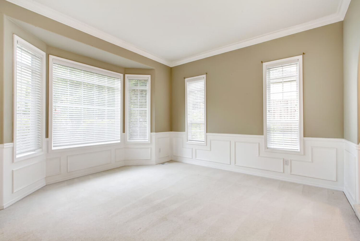 Unoccupied-Property-image